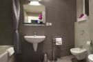 Enjoy your stay Prague Smíchov Bathroom