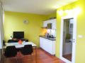 Modern Studio for 4 persons Kitchen